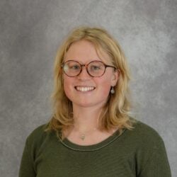 Alaina Holcombe Headshot