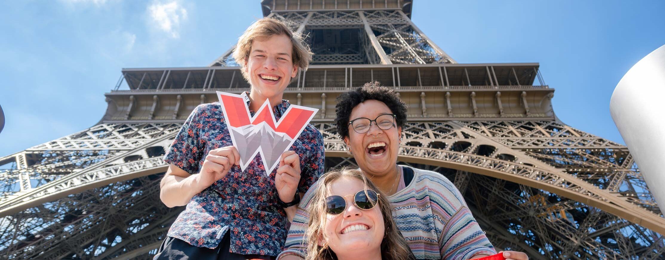 Photo of class trip to Europe from Geiman Fellows.