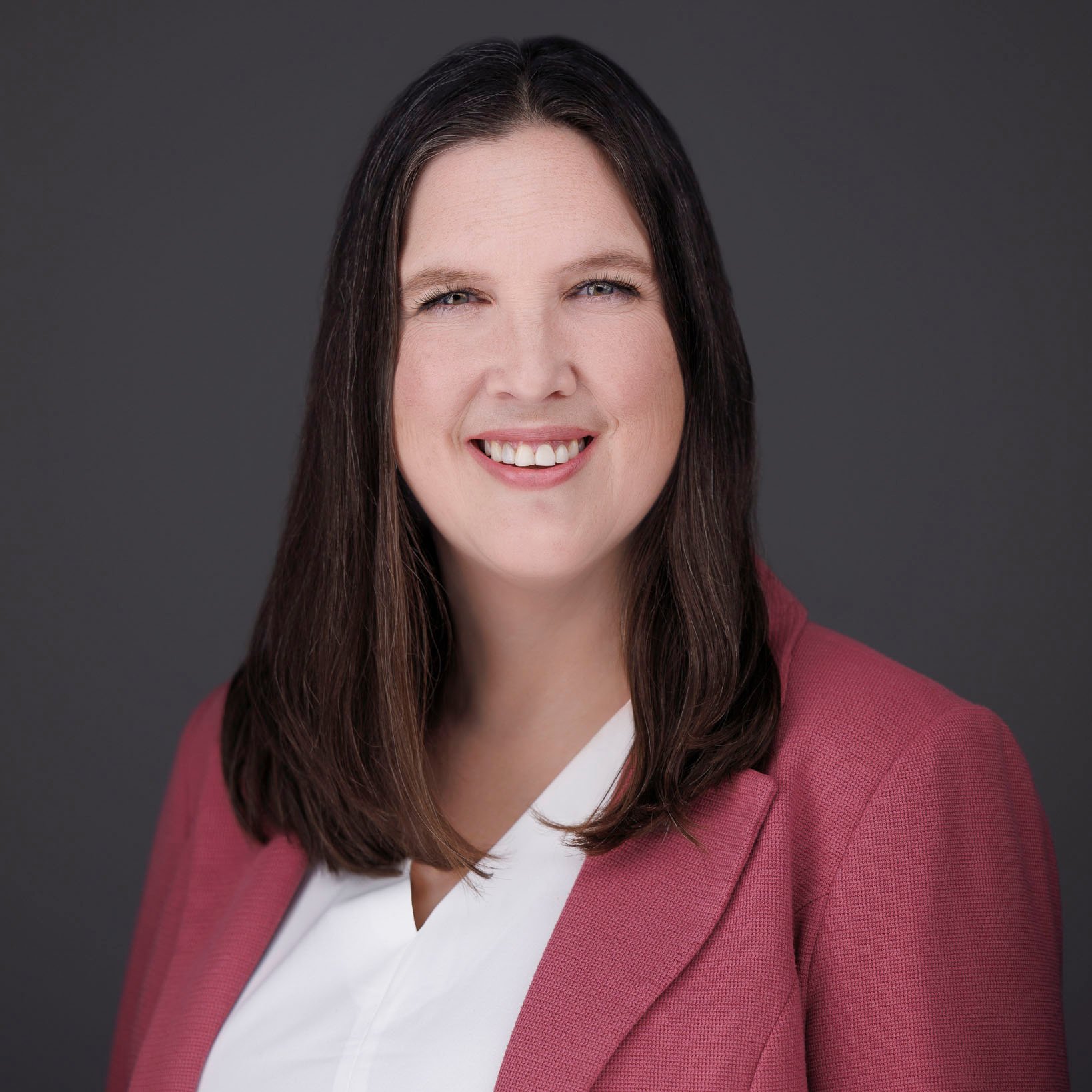 Headshot of Danielle Henry.