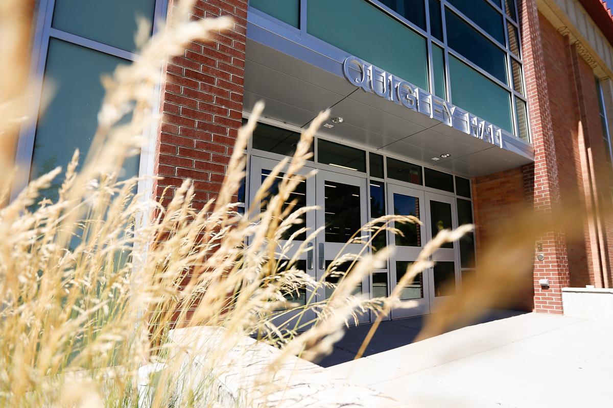 Western Colorado University To Host National Geographic’s  Living with Wolves a photographic exhibit.