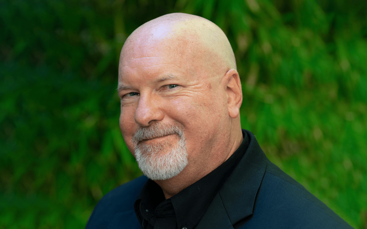 Western’s Kevin J. Anderson Co-Produces HBO Max’s Dune: Prophecy