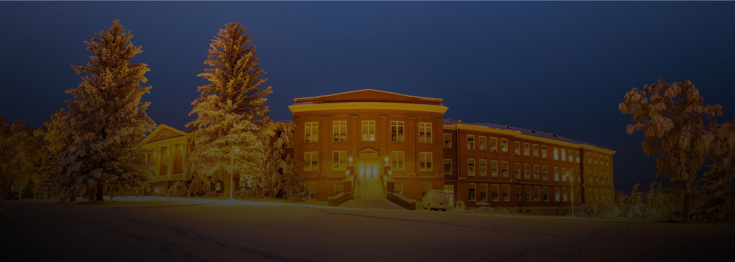 A cold september night out on taylor lawn.